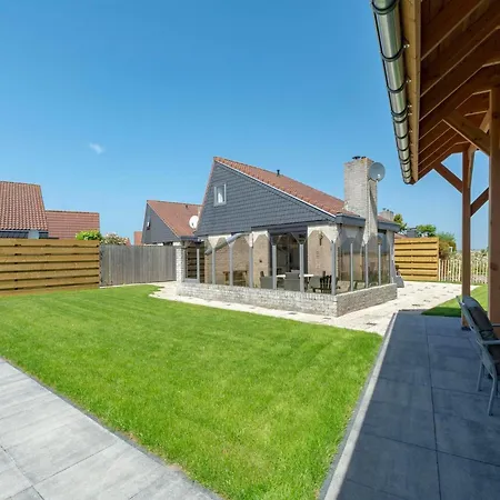 In By 朱丽安娜多普